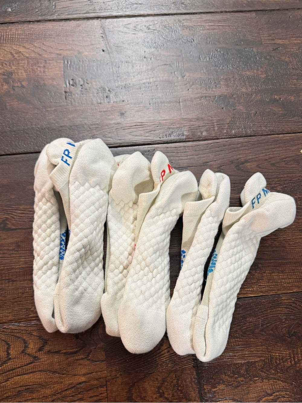 FP Movement Butti Low-Cut Athletic No-Show Cream Buti Socks Bundle of 3 - Picture 9 of 12